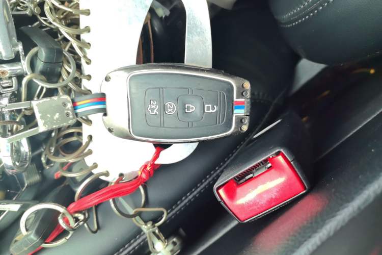 Used Lincoln MKX 2018 2.0T Two-Wheel Drive Deluxe Edition Interior 1
