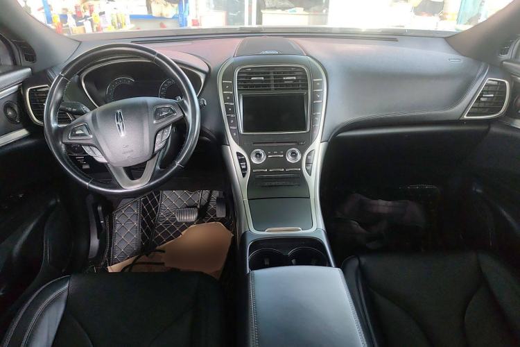 Used Lincoln MKX 2018 2.0T Four-Wheel Drive Zunya Edition Interior 2