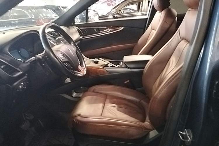 Used Lincoln MKX 2018 2.7T Four-Wheel Drive Prestige Edition Left Front Seat