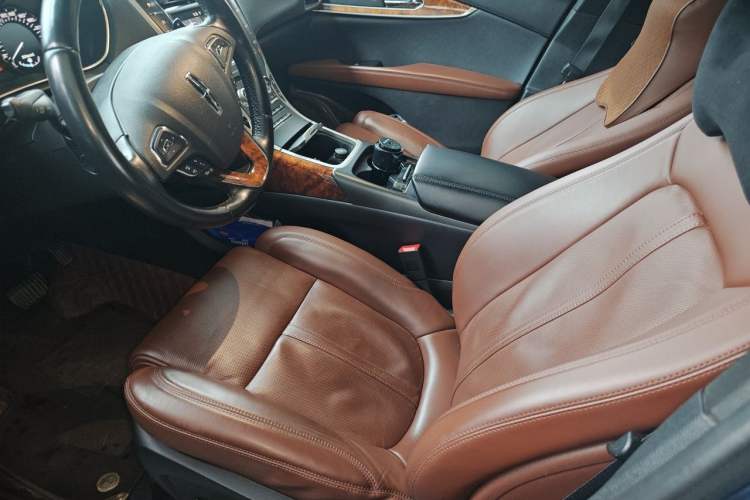 Used Lincoln MKX 2018 2.7T Four-Wheel Drive Prestige Edition Left Front Seat