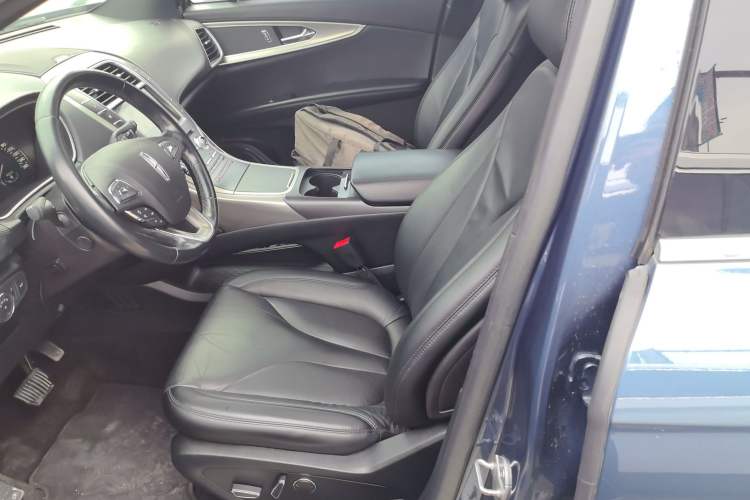 Used Lincoln MKX 2018 2.0T Two-Wheel Drive Deluxe Edition Left Front Seat