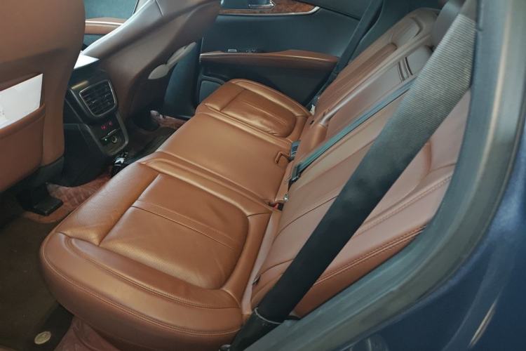 Used Lincoln MKX 2018 2.7T Four-Wheel Drive Prestige Edition Left Rear Seat