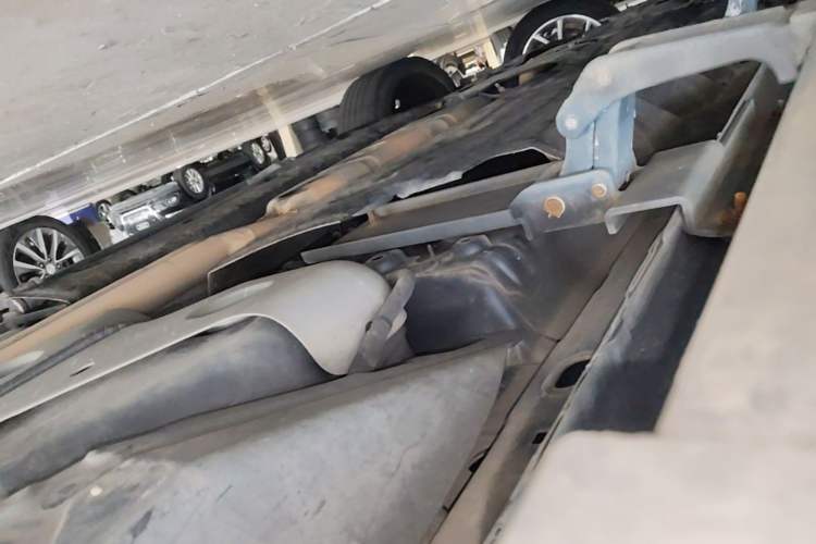 Used Lincoln MKX 2018 2.7T Four-Wheel Drive Prestige Edition Left Side Sill
