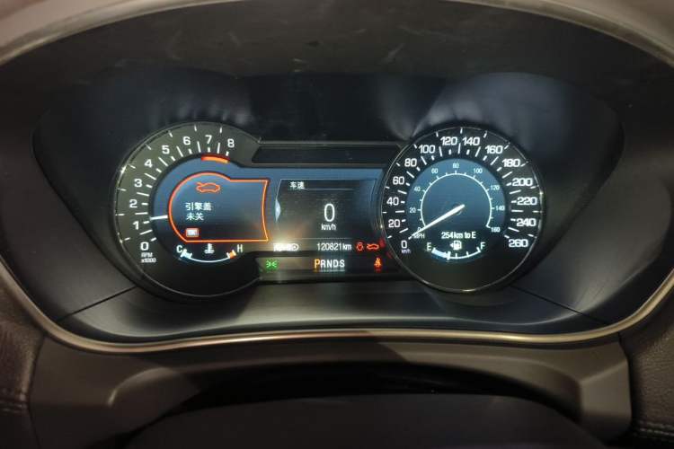 Used Lincoln MKX 2018 2.0T Four-Wheel Drive Zunya Edition Odometer Close Up