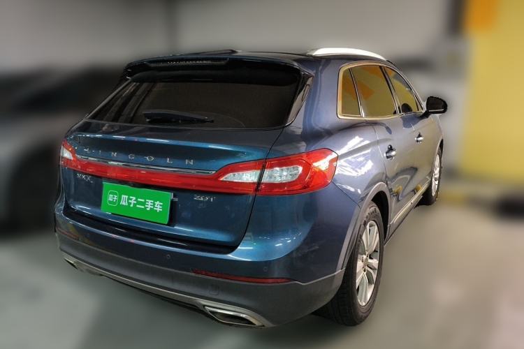 Used Lincoln MKX 2018 2.0T Two-Wheel Drive Deluxe Edition Rear Right 45 Deg