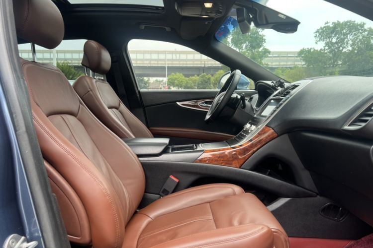 Used Lincoln MKX 2018 2.7T Four-Wheel Drive Prestige Edition Right Front Seat