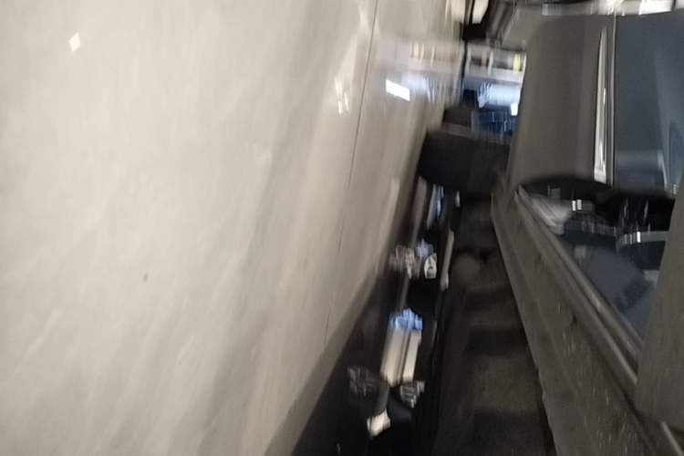Used Lincoln MKX 2018 2.7T Four-Wheel Drive Prestige Edition Right Side Sill