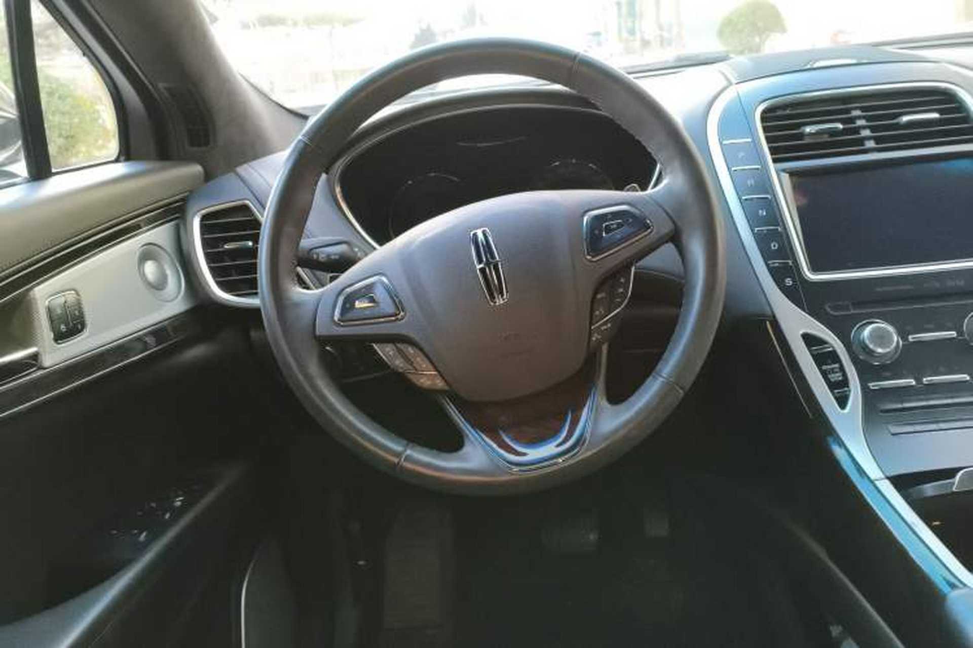 Used Lincoln MKX 2018 2.7T Four-Wheel-Drive Presidential Series Steering Wheel