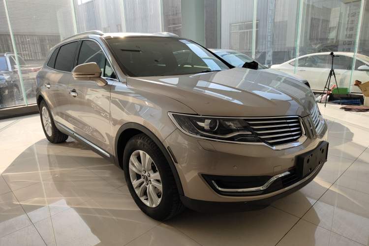 Used Lincoln MKX 2018 2.0T Two-Wheel Drive Deluxe Edition Exterior 2