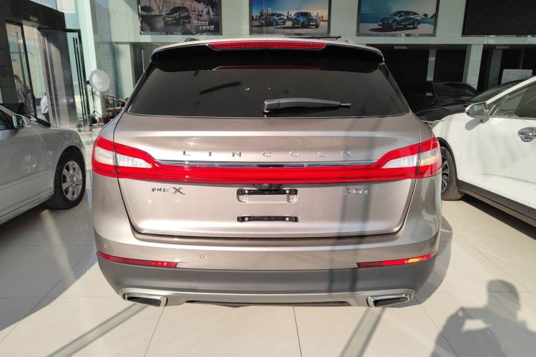 Used Lincoln MKX 2018 2.0T Two-Wheel Drive Deluxe Edition Exterior 4