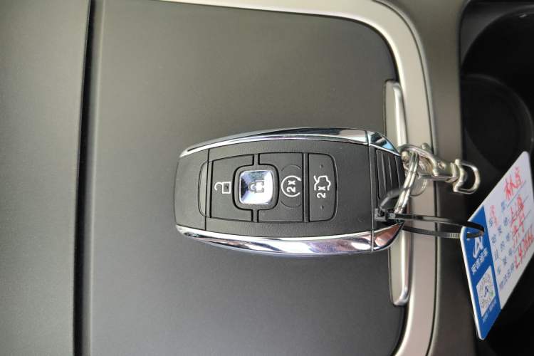 Used Lincoln MKX 2018 2.0T Two-Wheel Drive Deluxe Edition Interior 1