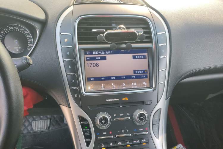 Used Lincoln MKX 2018 2.0T Four-Wheel Drive Zunya Edition Audio And AC Panel