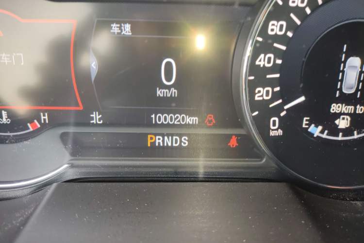 Used Lincoln MKX 2018 2.0T Four-Wheel Drive Zunya Edition Odometer Close Up