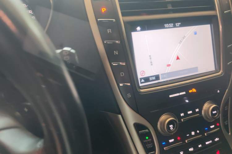 Used Lincoln MKX 2018 2.0T Two-Wheel Drive Deluxe Edition Gear Lever