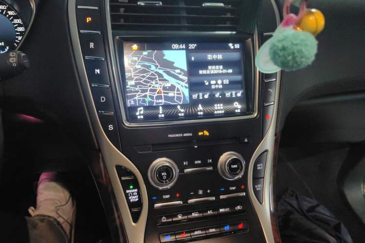Used Lincoln MKX 2018 2.7T Four-Wheel Drive Prestige Edition Audio And AC Panel