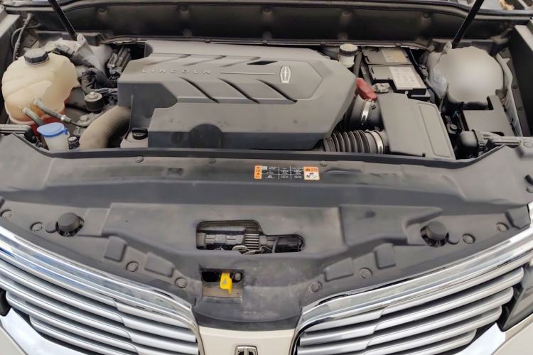 Used Lincoln MKX 2018 2.7T Four-Wheel Drive Prestige Edition Engine Bay