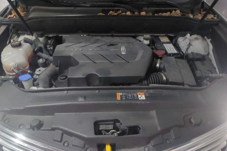 Used Lincoln MKX 2018 2.7T Four-Wheel Drive Prestige Edition Engine Bay