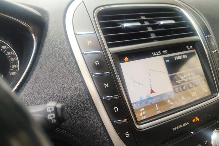 Used Lincoln MKX 2018 2.7T Four-Wheel Drive Prestige Edition Gear Lever