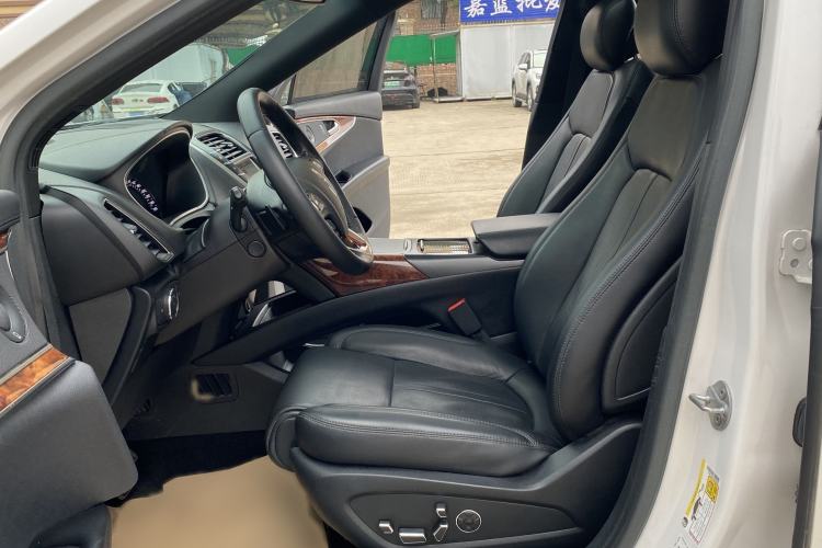 Used Lincoln MKX 2018 2.7T Four-Wheel Drive Prestige Edition Interior 1