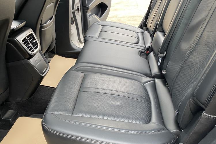 Used Lincoln MKX 2018 2.7T Four-Wheel Drive Prestige Edition Interior 9