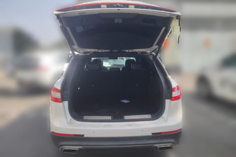 Used Lincoln MKX 2018 2.7T Four-Wheel Drive Prestige Edition Trunk