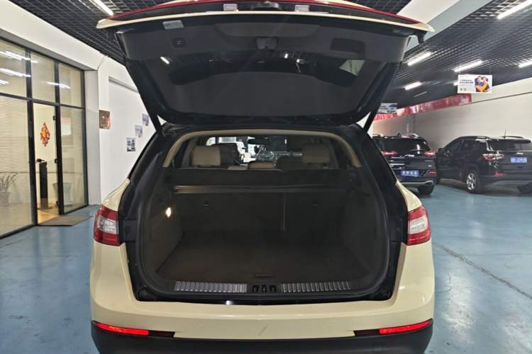 Used Lincoln MKX 2018 2.0T Four-Wheel Drive Zunya Edition Trunk