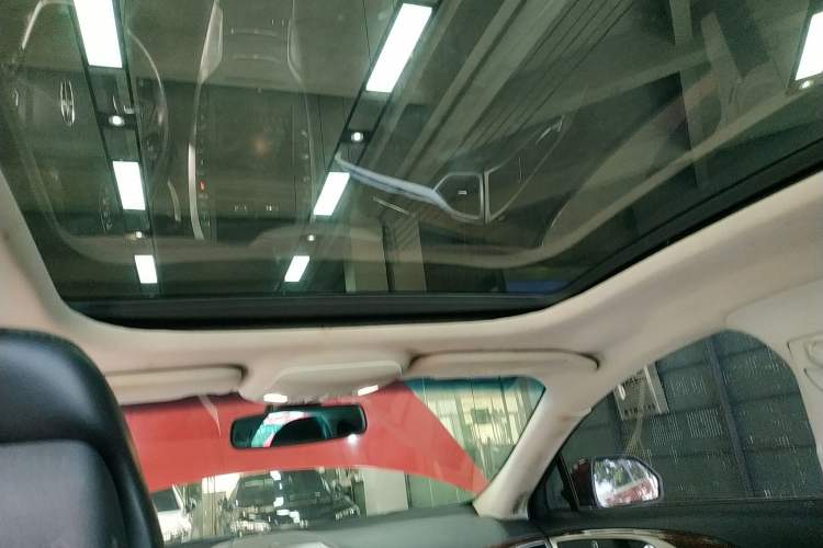 Used Lincoln MKZ 2014 2.0T Prestige Edition Headliner