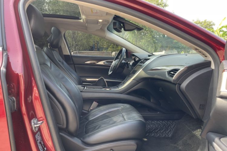 Used Lincoln MKZ 2014 2.0T Prestige Edition Interior 4