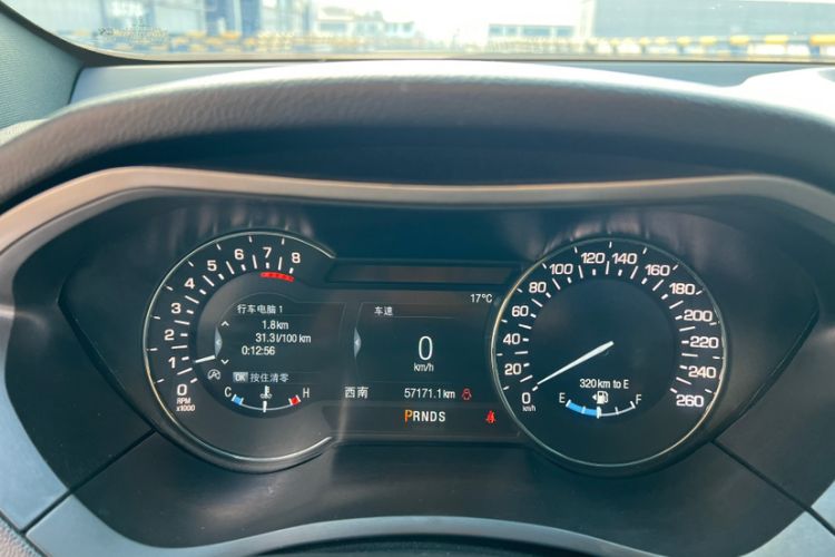 Used Lincoln MKZ 2019 2.0T Luxury Edition China VI Standard Odometer Close Up