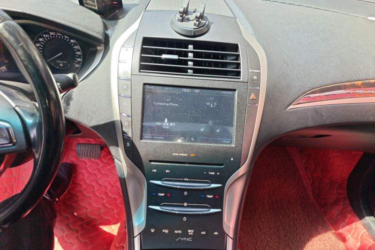 Used Lincoln MKZ 2014 2.0T Luxury Edition Audio And AC Panel