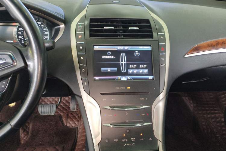 Used Lincoln MKZ 2014 2.0T Luxury Edition Audio And AC Panel