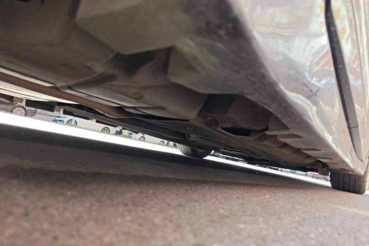 Used Lincoln MKZ 2014 2.0T Luxury Edition Chassis Rear Right