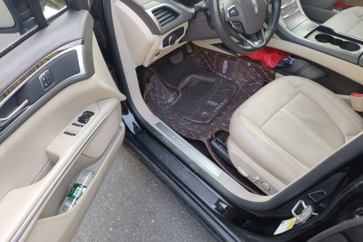 Used Lincoln MKZ 2014 2.0T Luxury Edition Driver Seat