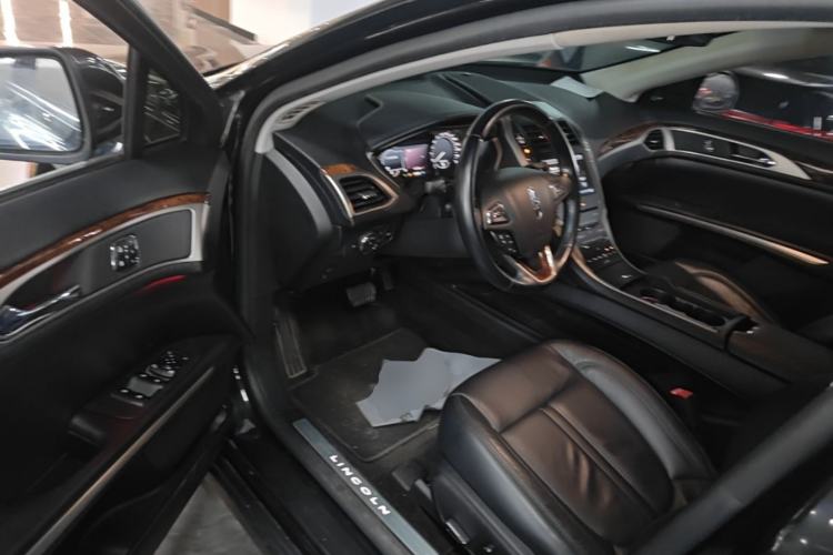 Used Lincoln MKZ 2014 2.0T Luxury Edition Driver Seat