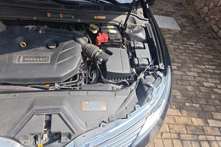Used Lincoln MKZ 2014 2.0T Prestige Edition Engine Bay Left