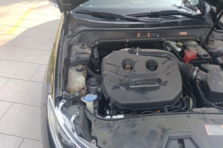 Used Lincoln MKZ 2014 2.0T Prestige Edition Engine Bay Right