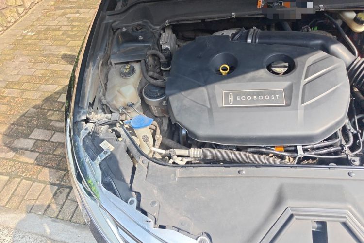 Used Lincoln MKZ 2014 2.0T Prestige Edition Engine Bay Right