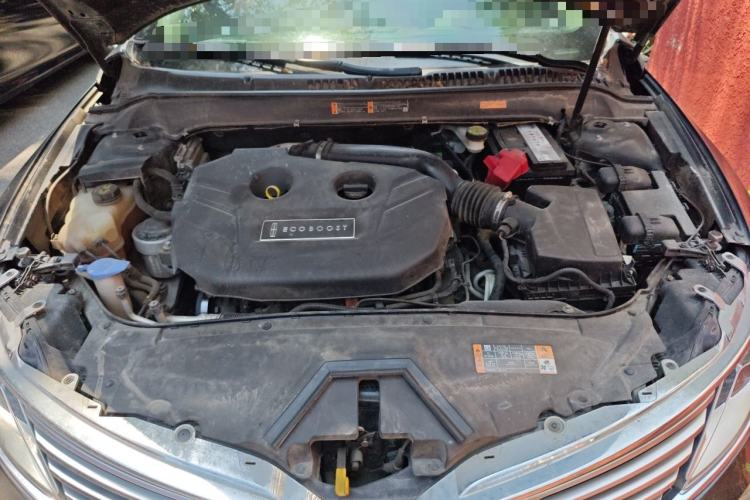 Used Lincoln MKZ 2014 2.0T Luxury Edition Engine Bay