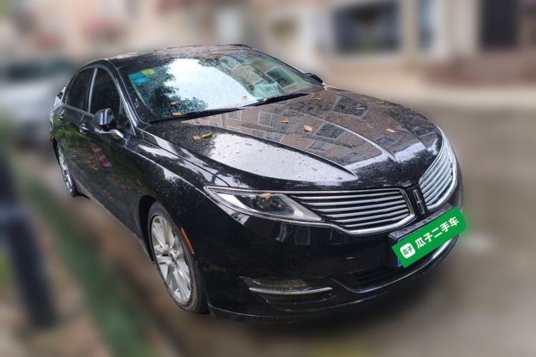 Used Lincoln MKZ 2014 2.0T Luxury Edition Front Right 45 Deg