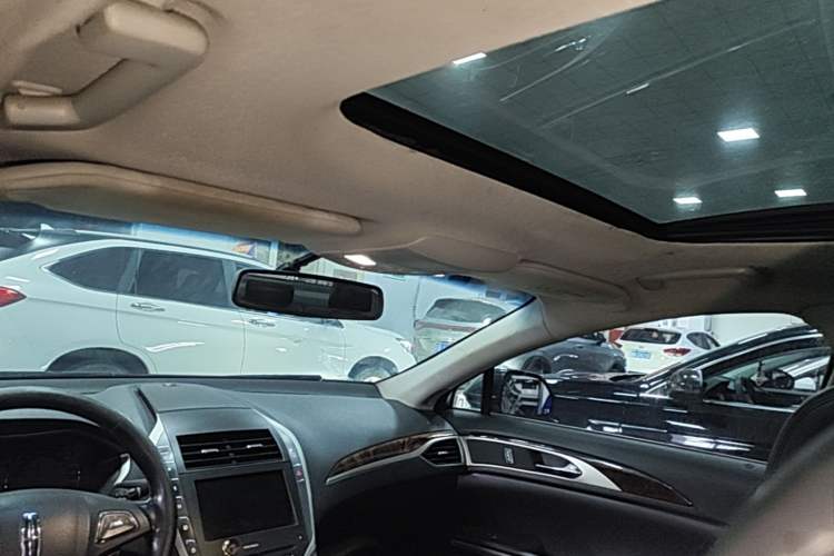 Used Lincoln MKZ 2014 2.0T Luxury Edition Headliner