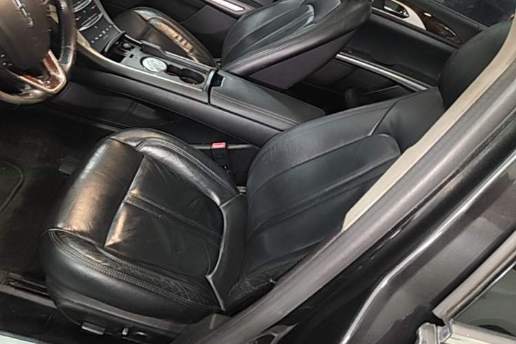 Used Lincoln MKZ 2014 2.0T Luxury Edition Left Front Seat