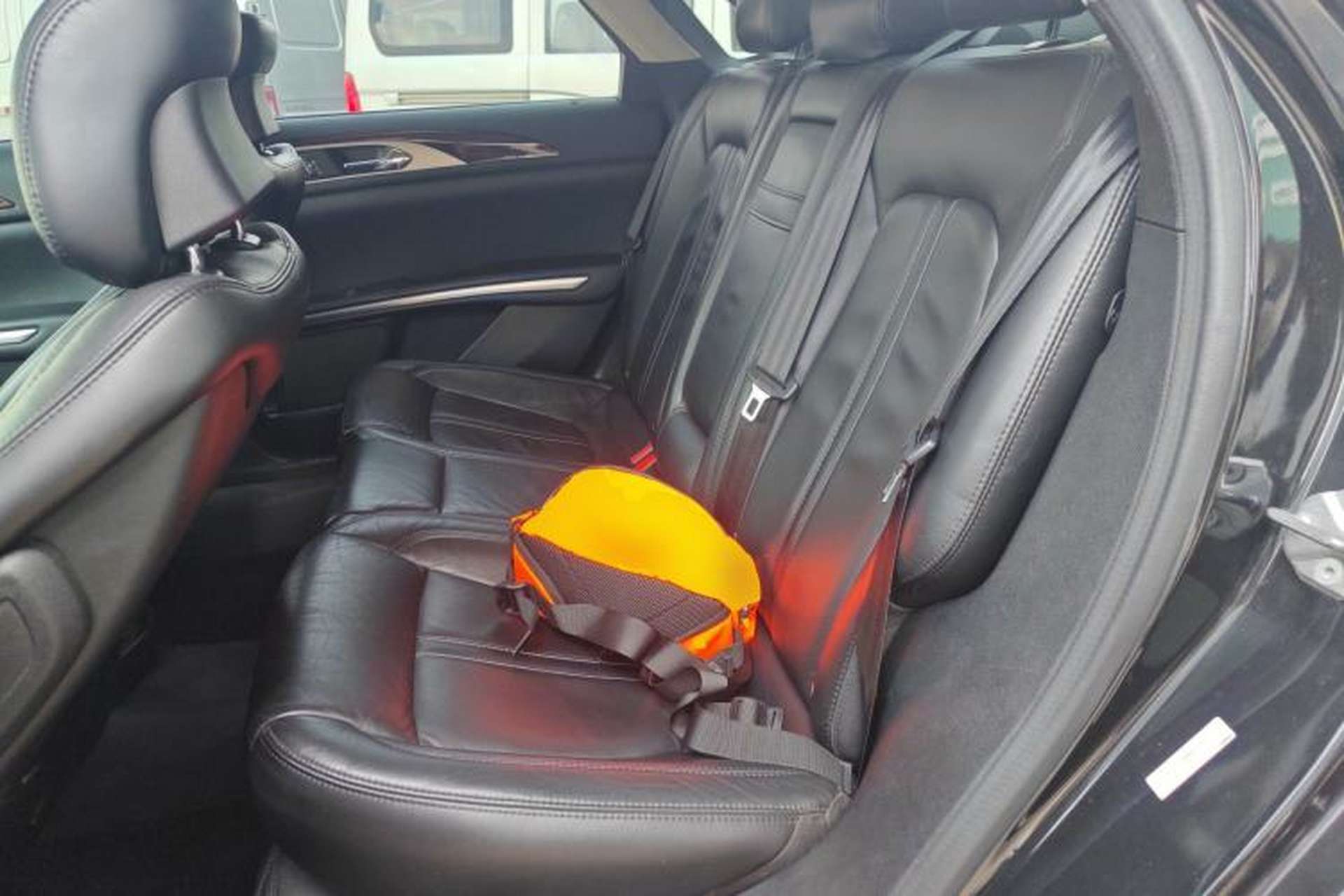 Used Lincoln MKZ 2014 2.0T Luxury Edition Left Rear Seat