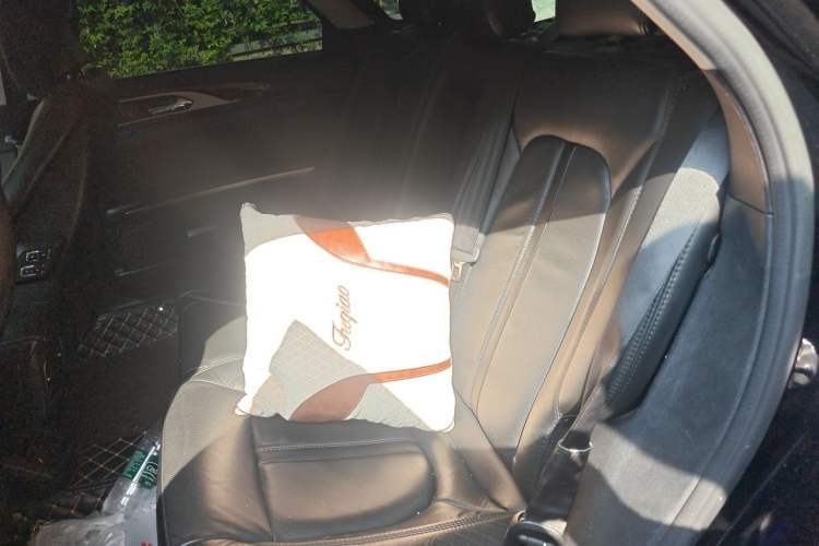 Used Lincoln MKZ 2014 2.0T Prestige Edition Left Rear Seat
