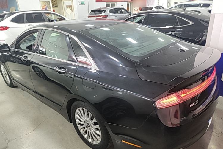 Used Lincoln MKZ 2014 2.0T Luxury Edition Rear Left 45 Deg