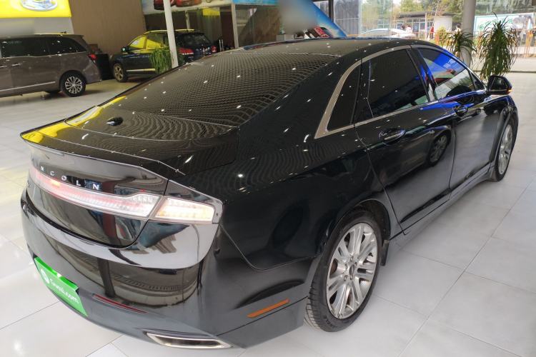 Used Lincoln MKZ 2014 2.0T Luxury Edition Rear Right 45 Deg