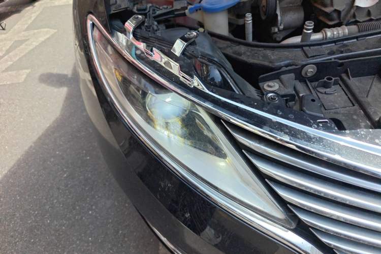 Used Lincoln MKZ 2014 2.0T Luxury Edition Right Front Headlight