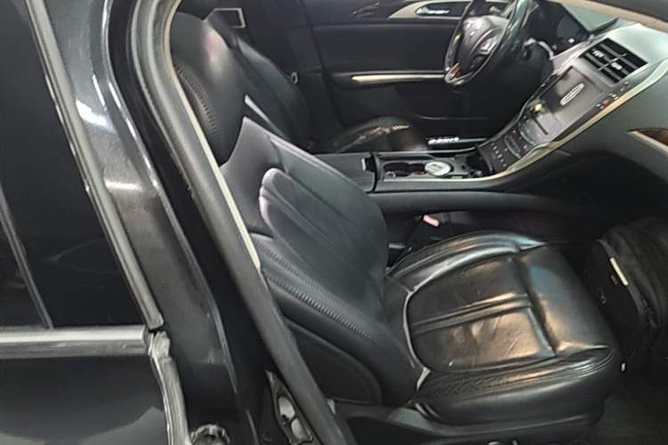 Used Lincoln MKZ 2014 2.0T Luxury Edition Right Front Seat
