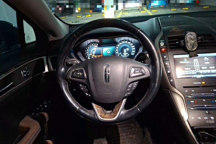 Used Lincoln MKZ 2014 2.0T Prestige Edition Steering Wheel