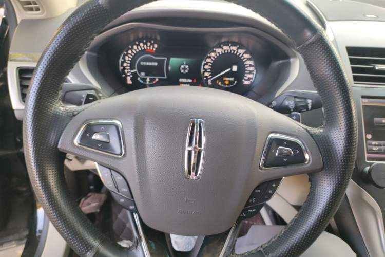 Used Lincoln MKZ 2014 2.0T Luxury Edition Steering Wheel