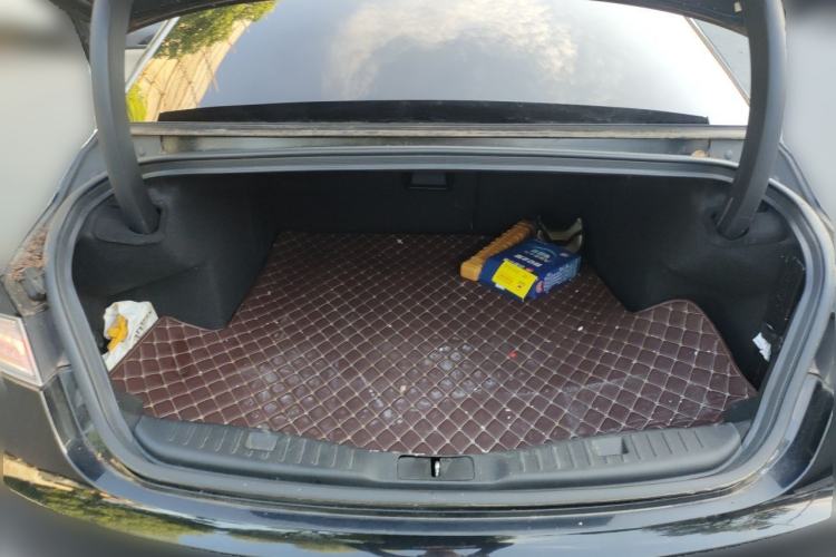 Used Lincoln MKZ 2014 2.0T Luxury Edition Trunk